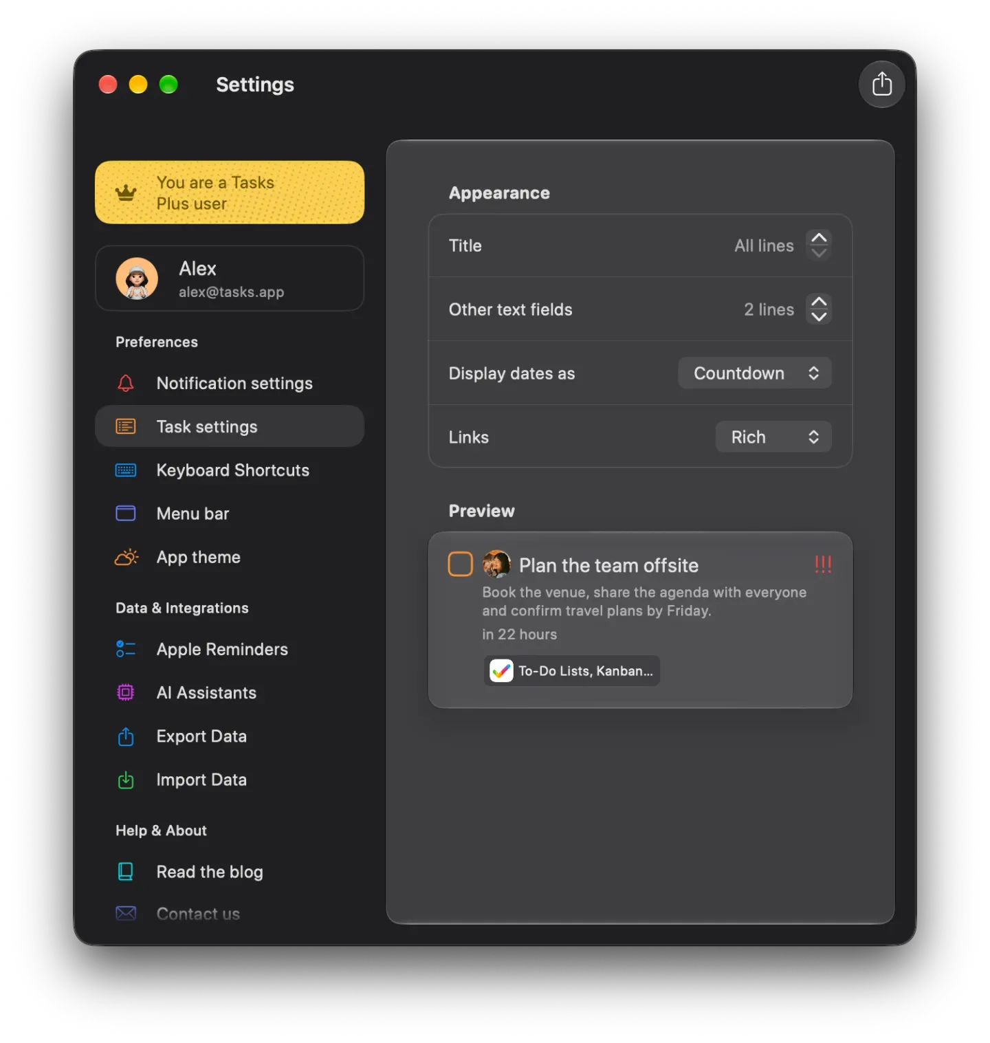 The Tasks Settings window on Mac in dark mode with Task settings selected: Title on All lines, Other text fields on 2 lines, Display dates as Countdown and Links on Rich, and a Preview of Plan the team offsite with its note, in 22 hours and a rich link.